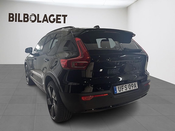 Volvo EX40 3 of 15