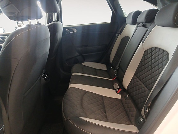 Kia Ceed 14 of 23