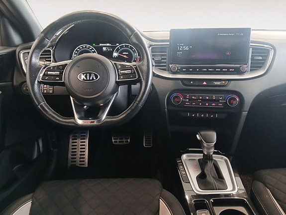 Kia Ceed 10 of 23