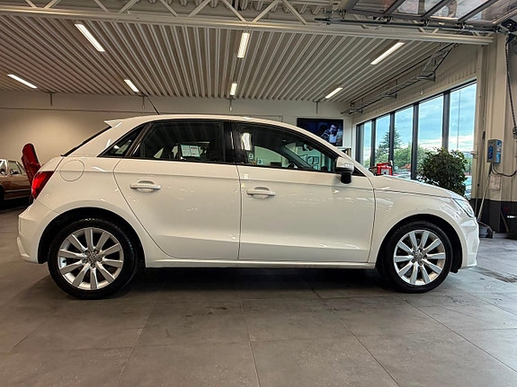 Audi A1 10 of 23