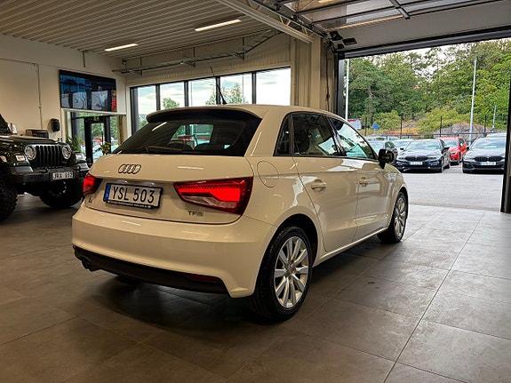 Audi A1 9 of 23