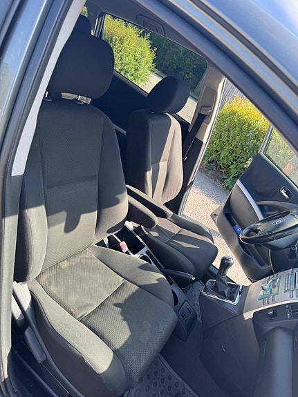 Toyota Corolla Verso 5 of 7