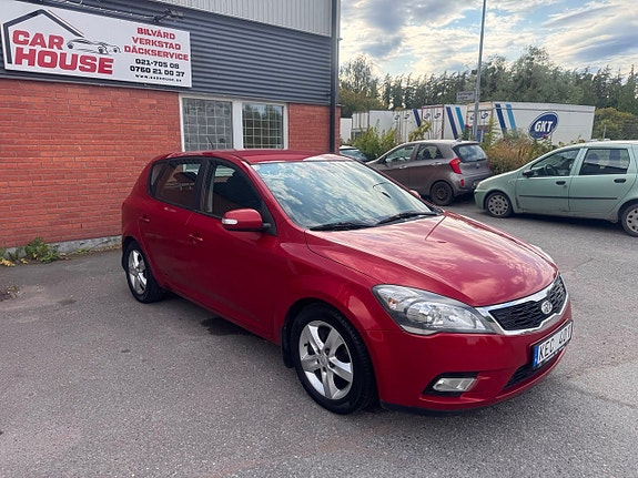 Kia Ceed 5 of 17