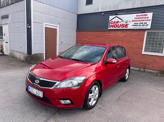 Kia Ceed 4 of 17