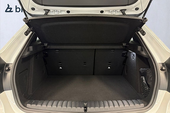 BMW 118i 10 of 18