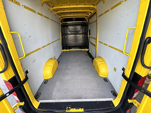 Volkswagen Crafter 16 of 20