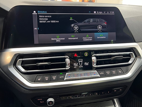 BMW 330e 21 of 30