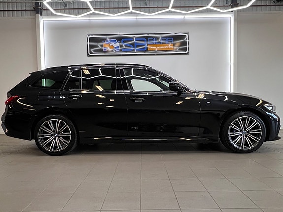 BMW 330e 6 of 30