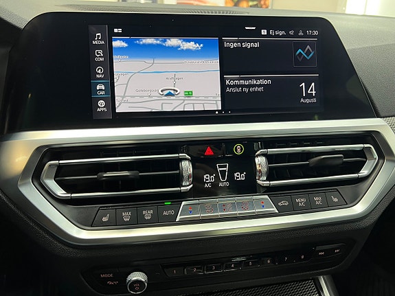 BMW 330e 19 of 30