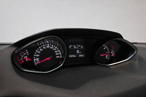 Peugeot 308 19 of 29