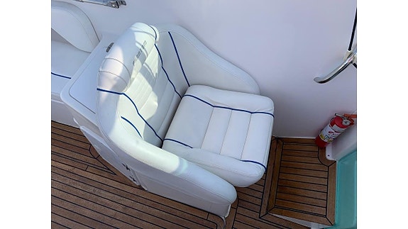 Schaefer Phantom 245 -05 Volvo Penta 5,0 GXI -05 6 of 16