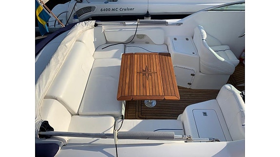 Schaefer Phantom 245 -05 Volvo Penta 5,0 GXI -05 10 of 16