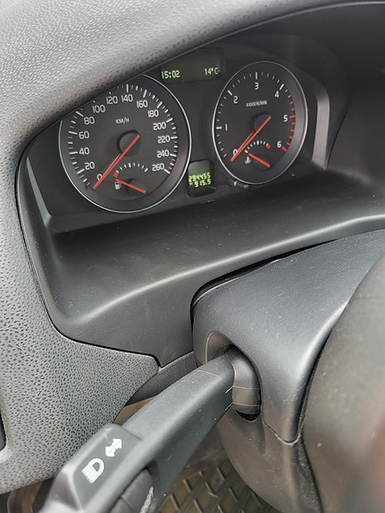 Volvo V50 4 of 17