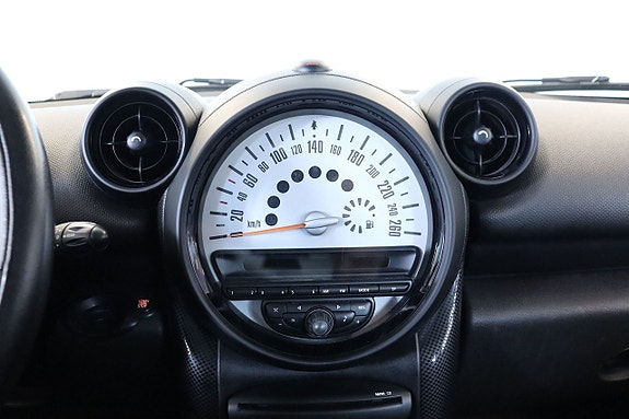 MINI Countryman Cooper D 12 of 17