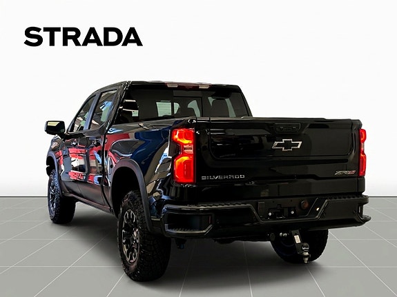 Chevrolet Silverado 1500 4 of 30