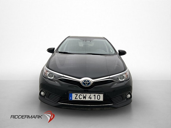 Toyota Auris 2 of 30