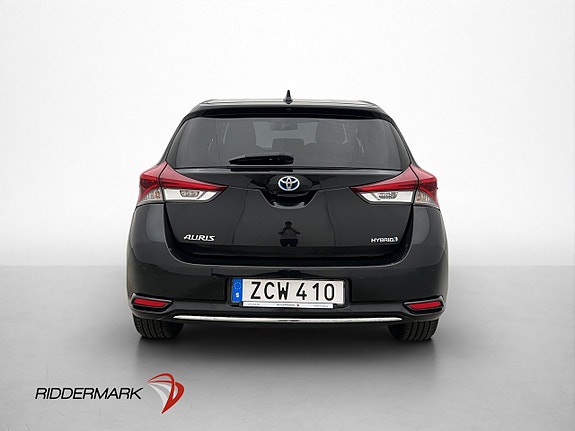 Toyota Auris 6 of 30