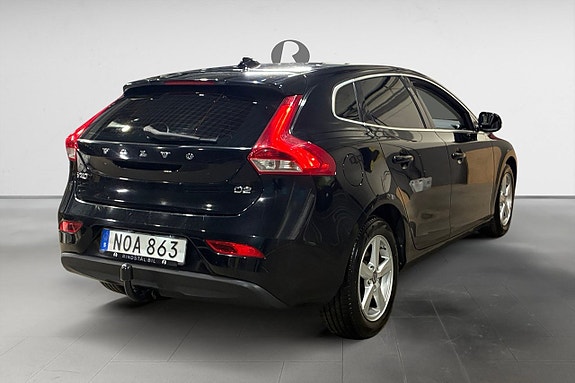 Volvo V40 7 of 17