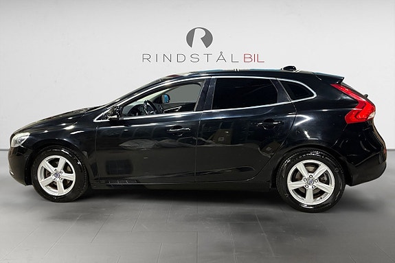 Volvo V40 4 of 17