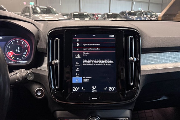 Volvo XC40 19 of 19
