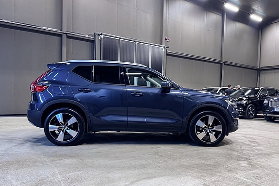 Volvo XC40 7 of 19