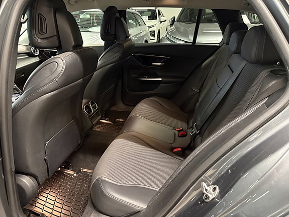 Mercedes-Benz C220 d 5 of 10