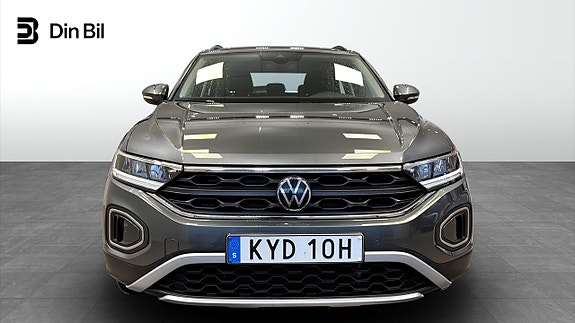 Volkswagen T-Roc 4 of 12