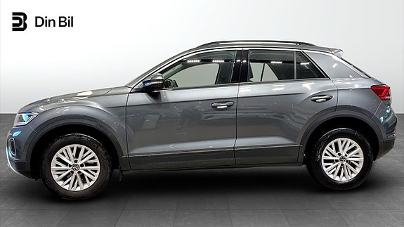 Volkswagen T-Roc 2 of 12