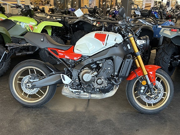 Yamaha XSR900 Endast 227mil! Nyservad! 2 of 7