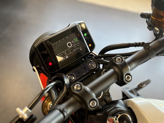 Yamaha XSR900 Endast 227mil! Nyservad! 6 of 7
