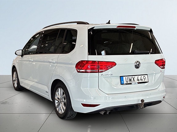 Volkswagen Touran 5 of 22