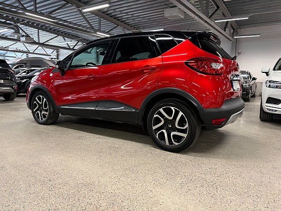 Renault Captur 3 of 7