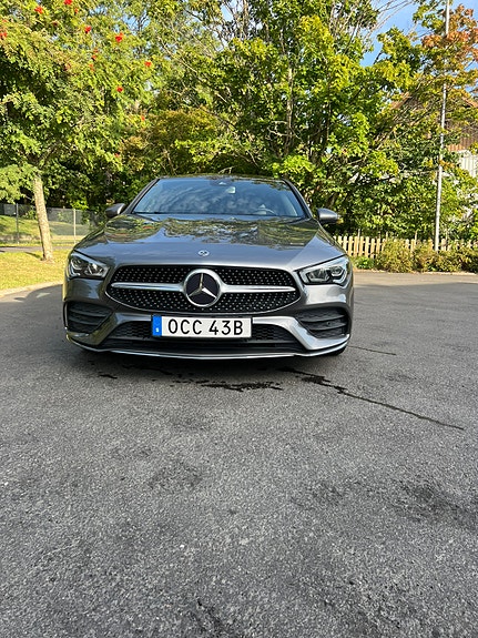Mercedes-Benz CLA200 4 of 6
