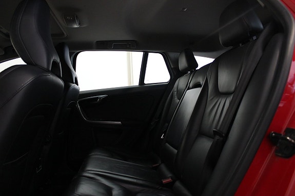 Volvo V60 13 of 22
