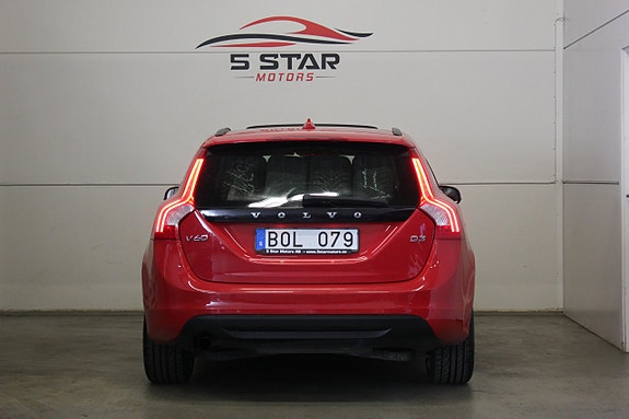 Volvo V60 5 of 22