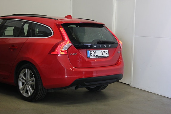Volvo V60 8 of 22
