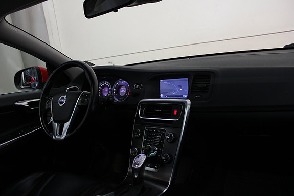 Volvo V60 15 of 22
