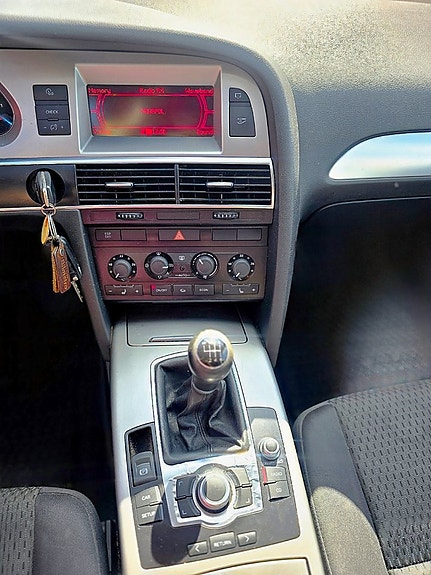Audi A6 9 of 18