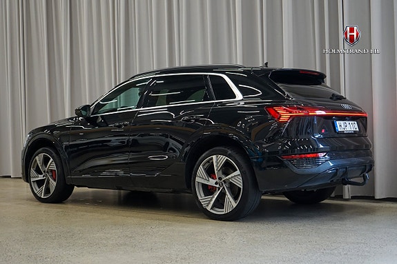 Audi Q8 5 of 27