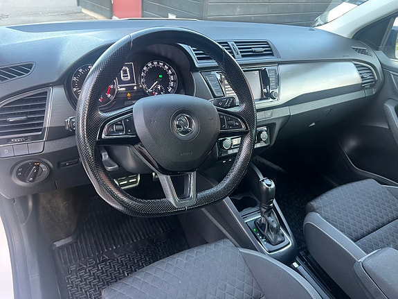 Skoda Fabia 4 of 8