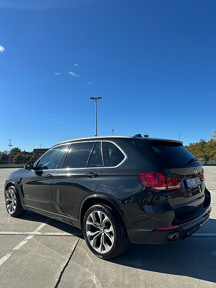 BMW X5 2 of 14