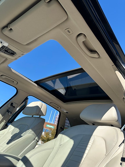 BMW X5 8 of 14