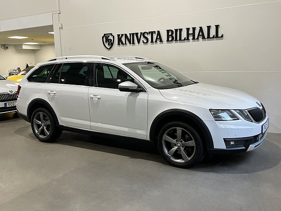 Skoda Octavia Scout 3 of 28