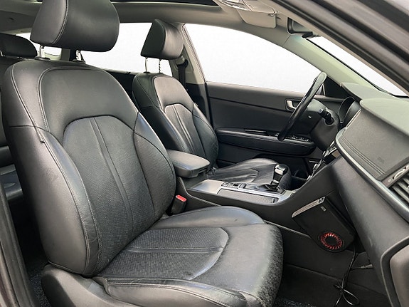 Kia Optima 25 of 30