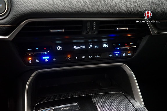Mazda CX-60 21 of 25