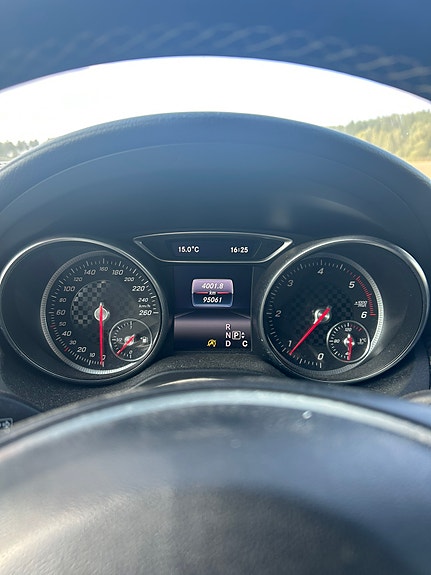 Mercedes-Benz A180 8 of 8