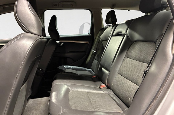 Volvo V70 14 of 17