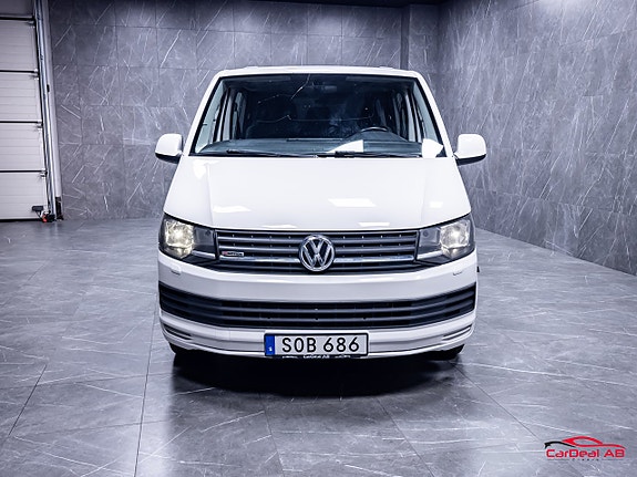 Volkswagen Transporter 2 of 30
