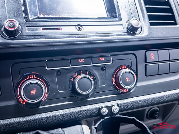 Volkswagen Transporter 25 of 30