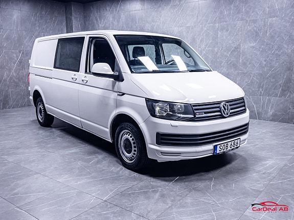 Volkswagen Transporter 9 of 30